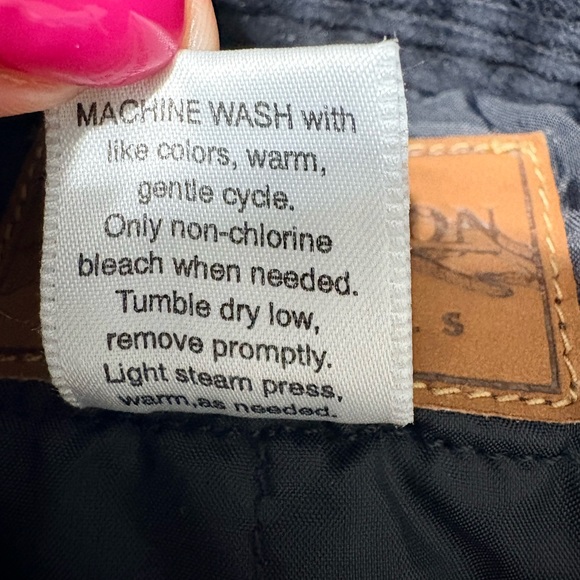 Vintage Woman’s Pendleton Red Plaid Quilted Fleece BlackCorduroy Snap Front Vest - Picture 8 of 11